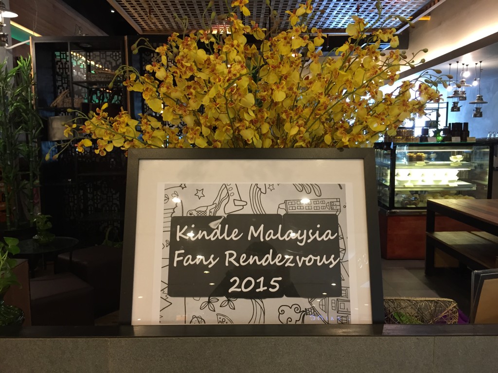 kindle fans gathering